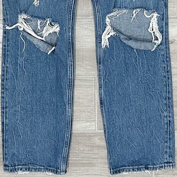 Abercrombie & Fitch The ‘90s Straight Ultra High Rise Jeans in Medium Distressed - Picture 8 of 16